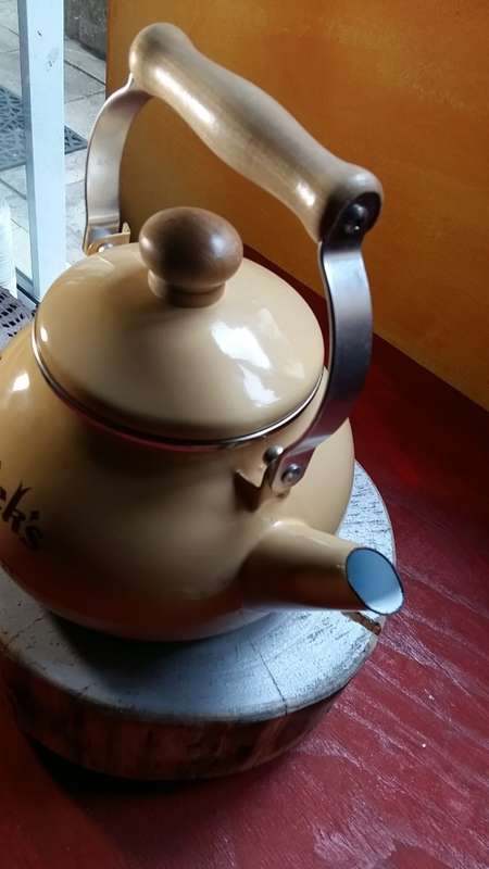 BRAND NEW SEDGWICKS OLD BROWN SHERRY BRANDED KETTLE