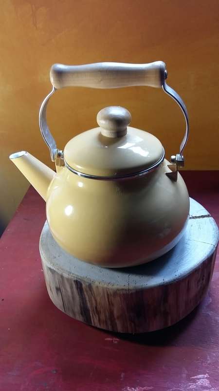 BRAND NEW SEDGWICKS OLD BROWN SHERRY BRANDED KETTLE