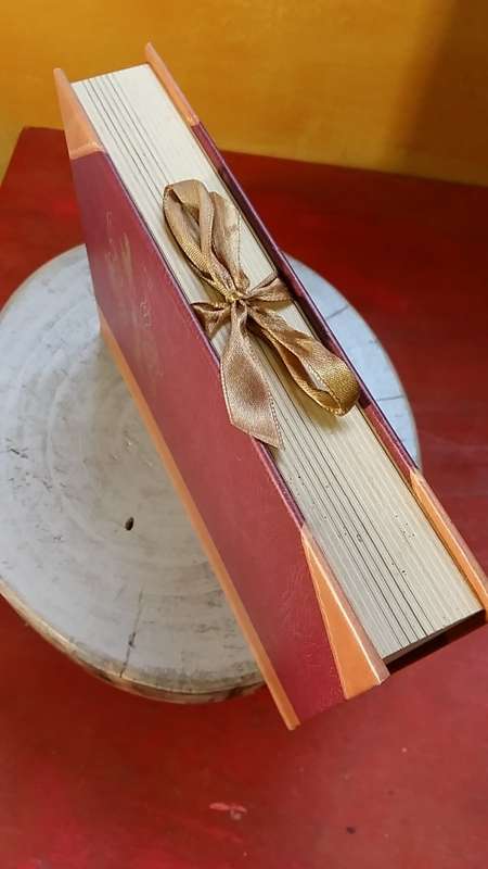 VINTAGE PHOTO ALBUM