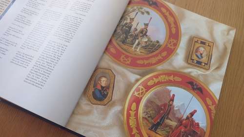Interior Decor Book : RUSSIAN IMPERIAL STYLE by Laura Cerwinska