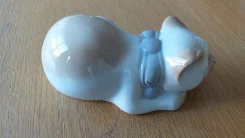 Sleeping Cat Ornament