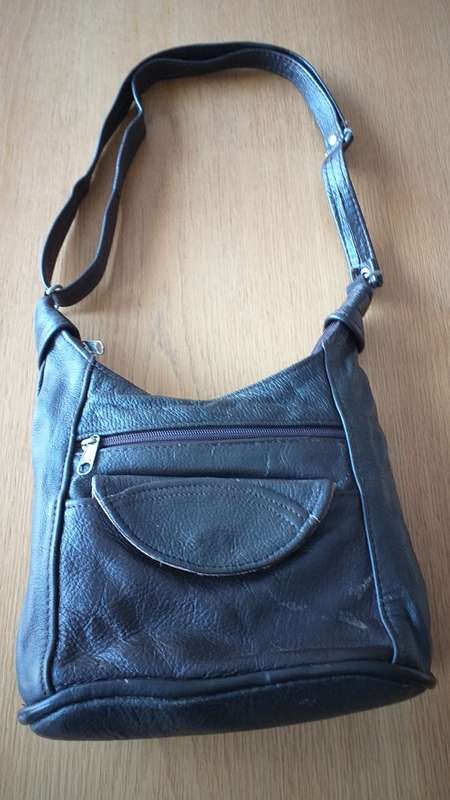 Genuine Leather Handbag with multiple compartments