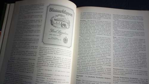 Book : Encyclopedia of South African Wine Second Edition by Fanie de Jongh