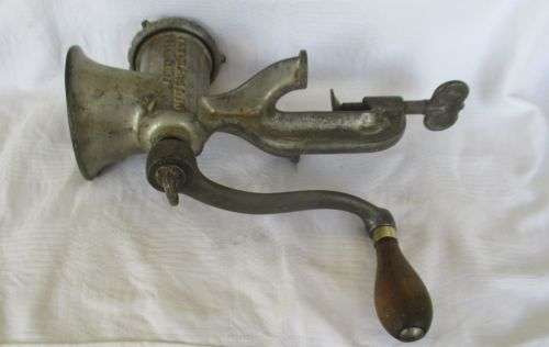 NO 5 MEAT GRINDER