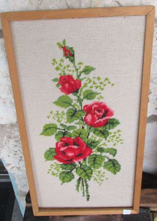 ROSE TAPESRTY