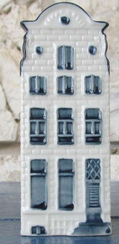 KLM HOUSE 60 DATE 1990