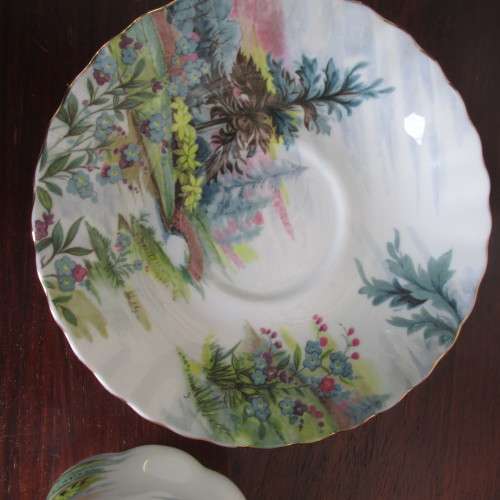 ROYAL ALBERT DUO   COUNTRY SCENES  DOVEDALE