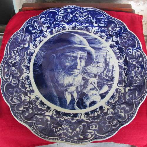 BEAUTIFUL ROUND PLATTER  DIAMETER  38.5 CM   BOCH BELGIUM
