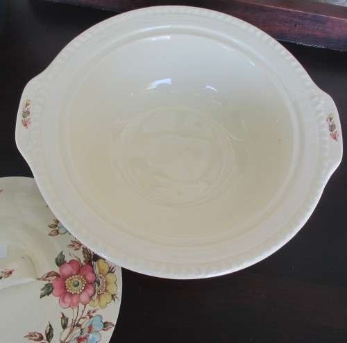 SWINNERTONS STAFFORDSHIRE SERVING DISH   "  DOLORES "