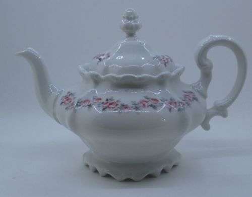 CONSTANTIA TEA POT