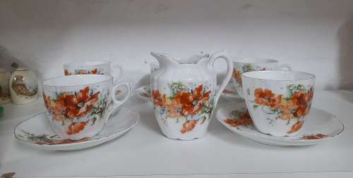 UNMARKED TEA SET 11 PIECES