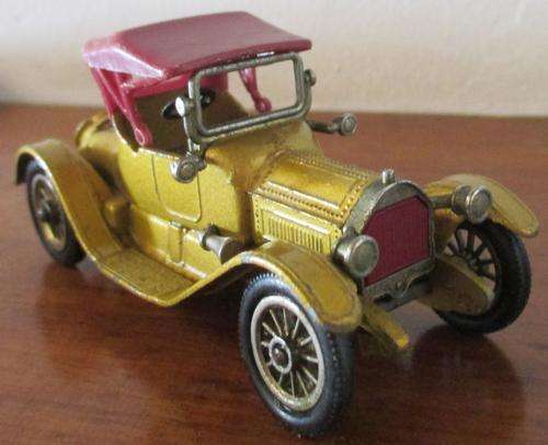 "MATCHBOX" MODEL OF YESTERYEAR -1913 CADILLAC NO Y-6 - MADE IN ENGLAND BY LESNEY