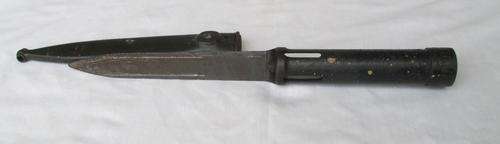 R1 RIFLE BAYONET WITH PLASTIC SCABBARD