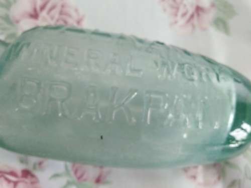 OLD  MINERAL WATER  BOTTLE   SULLIVAN,S MINIRAL WORKS   BRAKPAN