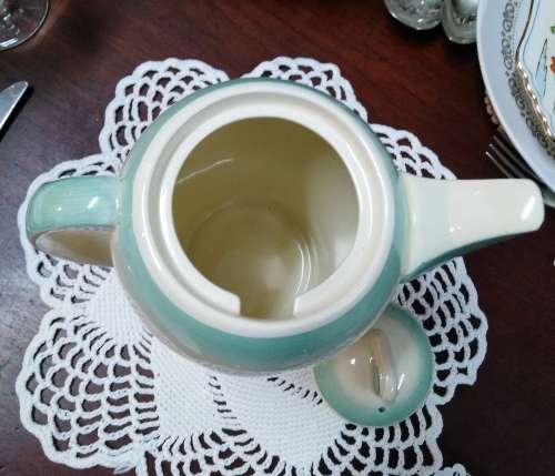 SUSIE COOPER COFFEE POT
