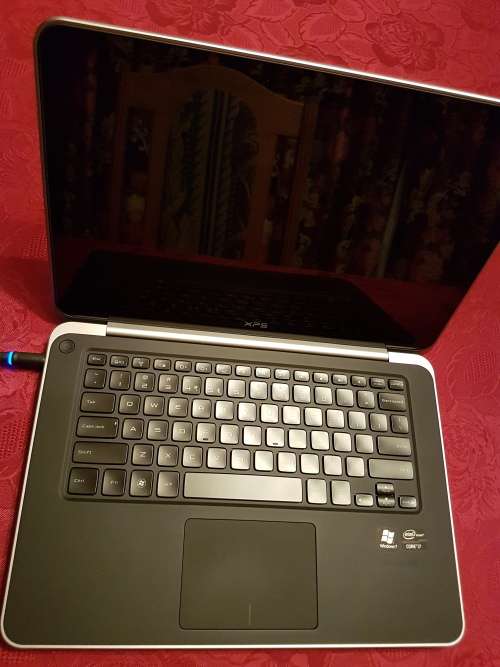 ~~ DELL XPS 14 L421X - CORE i7; 8GB RAM; 750GB; NVIDIA GRAPHICS - EXCELLENT CONDITION ~~