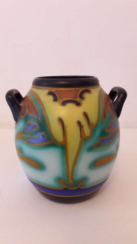 Art Deco Schoonhoven Gouda ceramic vase in the Corel pattern circa 1925