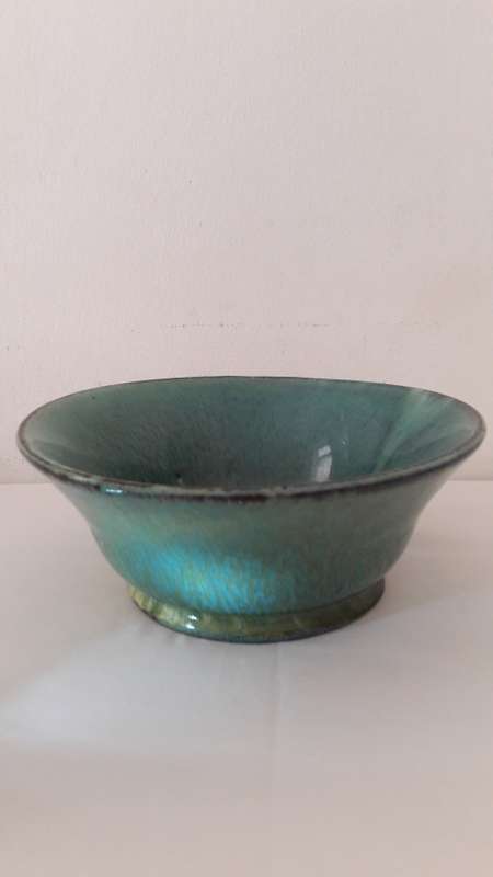 Globe studio ceramic bowl hand made mottled turquoise /sea green glaze circa 1940's