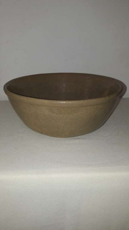 Rare Pretoria Potteries earthenware bowl circa 1926-1929