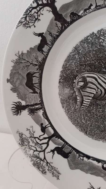 Rare 1940's Wedgwood Kruger Park  large commemorative wall plate -Zebra