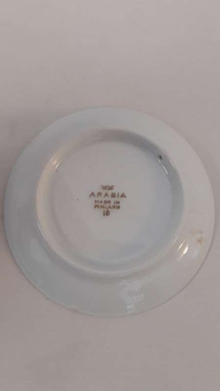 Collectible Scandinavian  Arabia Finland pin trays x2 Emilia series