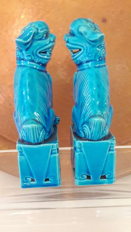 Chinese porcelain Foo dogs in turquoise glaze 20th Century
