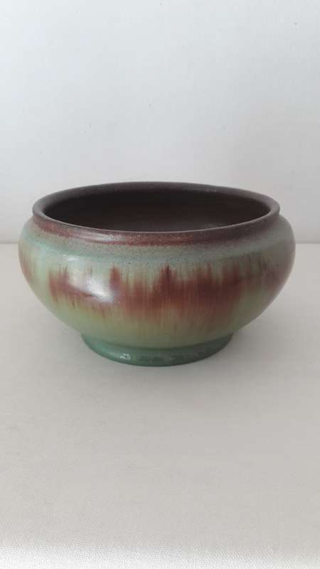 Linn Ware studio ceramic bowl circa 1940`s mottled green glaze