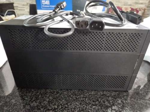 Eaton 1100VA UPS