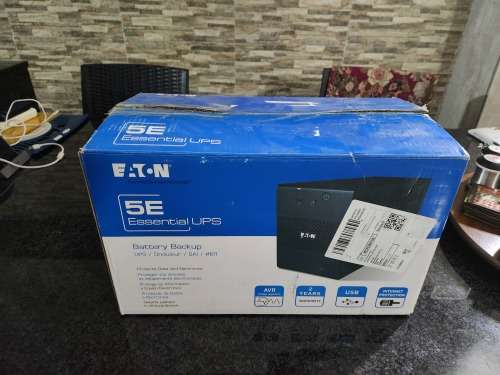 Eaton 1100VA UPS