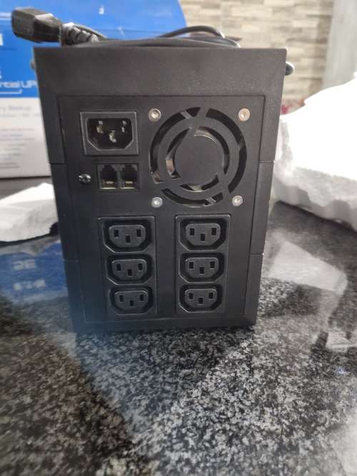 Eaton 1100VA UPS