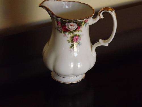 Superb Rare Royal Albert " Celebration " Fine Bone China Large Jug.