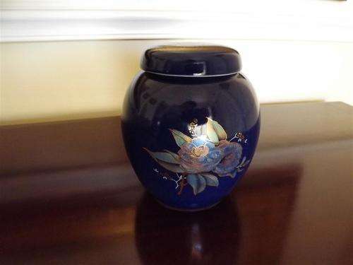 ORIENTAL CHINA NAVY BLUE  COLOUR GINGER JAR WITH FLOWER  DESIGN  22kt GOLD TRIM