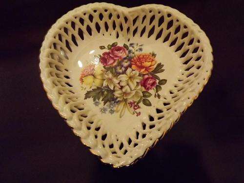 ANTIQUE PRETTY HANDMADE AND PAINTED  HEART  TRAY WITH  PUNCHED OUT DESIGN MADE IN HUNGARY.