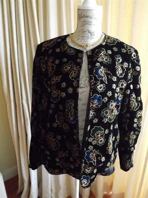 Ladies Black Velvet  with Jewel and Gold coloured embossed Fully Lined Long sleeve Jacket-size Large