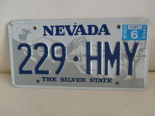 U.S.A. ORIGINAL OLD VEHICLE LICENCE PLATE FOR NEVADA - THE SILVER STATE