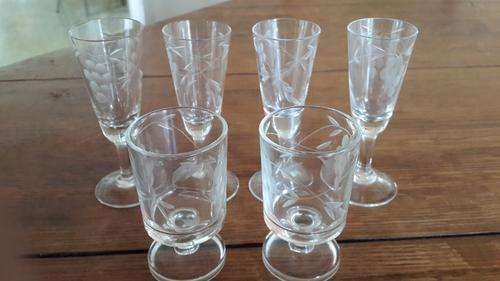 Cherry Glasses - Grape Design
