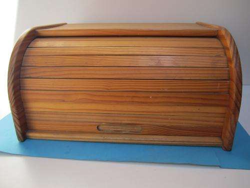 Lovely Wooden Bread Bin!