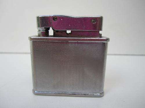Awesome Vintage "PENGUIN WHIRLWIND SUPERLATIVE AUTOMATIC" Lighter!