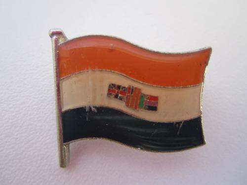 Lovely Vintage Old South African Flag Pin!