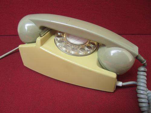 WOW!!! Amazing Vintage Rotary Dial Telephone!
