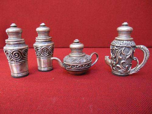 Dazzling Set of 4 Intricate Designed Miniature Perfume Holders!