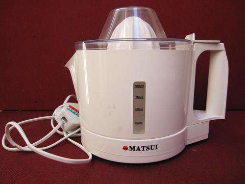 Fabulous MATSUI Citrus Juicer!
