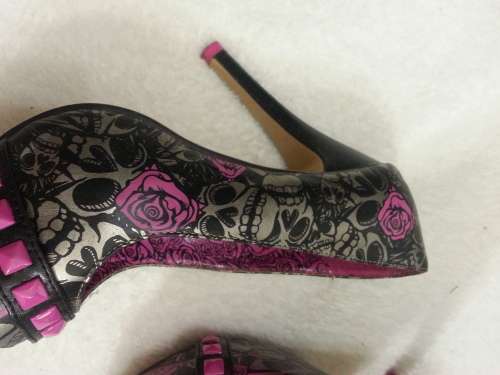 Pink Iron Fist size 7
