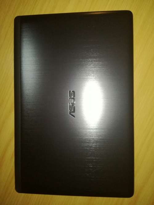 1st*TOUCHSCREEN*ASUS VIVOBOOK X202E*9/10 CONDITION*OFFICE 2016*