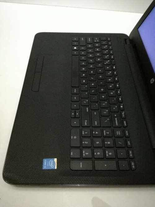 *9/10 Condition*GENERATION 5 i3*HP 250 G4 i3-5005U*4GB DDR3*500GB HDD*OFFICED 2016