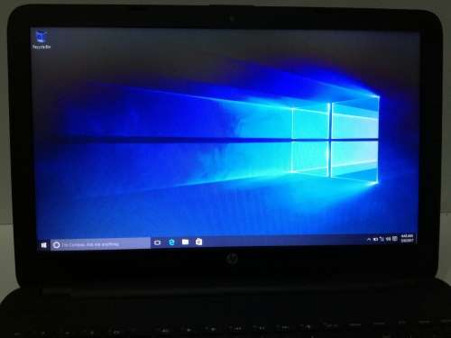 *9/10 Condition*GENERATION 5 i3*HP 250 G4 i3-5005U*4GB DDR3*500GB HDD*OFFICED 2016