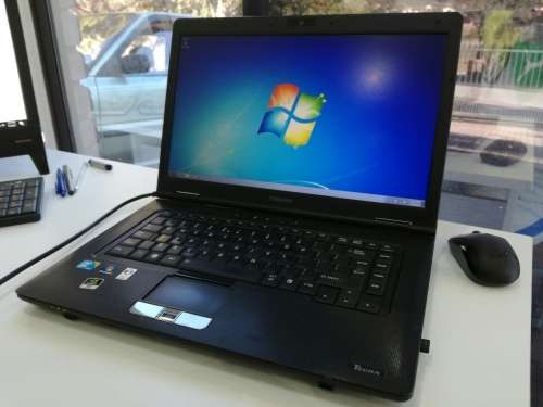 *TOSHIBA TECRA i7*Nvidia NVS 2100M*4GB RAM*320HDD*i7-M640*HD+ DISPLAY*