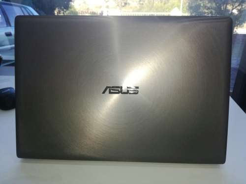 Best Laptop on Auction*ASUS ZENBOOKi7-6500u*WARRANTY*QHD+3200X1800*256GB SSD*TOUCHSCREEN*NVIDIA940M*