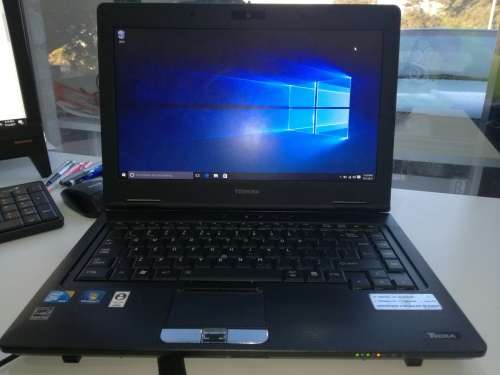 *TOSHIBA TECRA m11*i5-m560*HD DISPLAY*4GB RAM*250GB HDD*