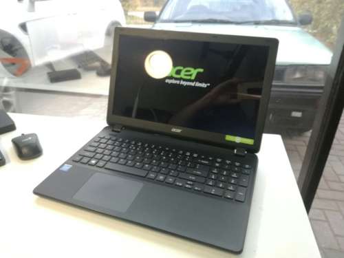 *ACER ASPIRE ES1*INTEL(R)CELERON(R)N3050*GENERATION4*320GB HDD*2GB RAM*HD DISPLAY